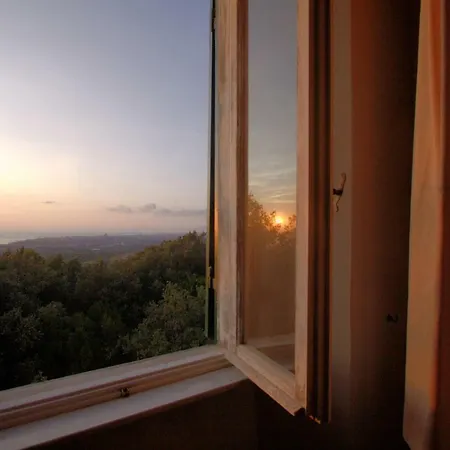 Eugenia Bed & Breakfast 4*