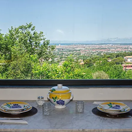 Eugenia Bed & Breakfast 4*