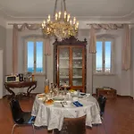Eugenia Bed & Breakfast